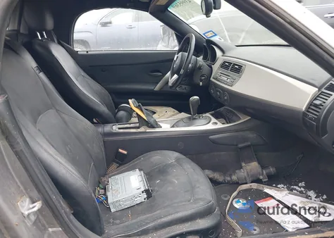 2003 BMW Z4 3.0I z USA, uszkodzony, nr VIN 4USBT53423LU01221